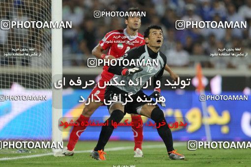 744179, Tehran, [*parameter:4*], لیگ برتر فوتبال ایران، Persian Gulf Cup، Week 6، First Leg، Esteghlal 2 v 3 Tractor Sazi on 2011/09/09 at Azadi Stadium