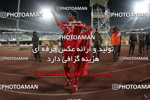 744203, Tehran, [*parameter:4*], لیگ برتر فوتبال ایران، Persian Gulf Cup، Week 6، First Leg، Esteghlal 2 v 3 Tractor Sazi on 2011/09/09 at Azadi Stadium