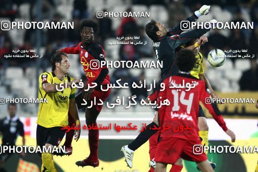 741477, Tehran, [*parameter:4*], لیگ برتر فوتبال ایران، Persian Gulf Cup، Week 13، First Leg، Persepolis 0 v 0 Sepahan on 2011/11/19 at Azadi Stadium