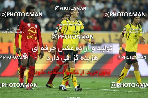 742647, لیگ برتر فوتبال ایران، Persian Gulf Cup، Week 13، First Leg، 2011/11/19، Tehran، Azadi Stadium، Persepolis 0 - 0 Sepahan