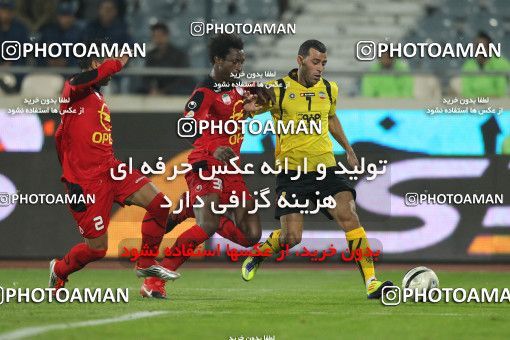 742733, لیگ برتر فوتبال ایران، Persian Gulf Cup، Week 13، First Leg، 2011/11/19، Tehran، Azadi Stadium، Persepolis 0 - 0 Sepahan