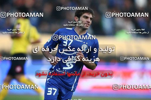 742042, Tehran, [*parameter:4*], لیگ برتر فوتبال ایران، Persian Gulf Cup، Week 18، Second Leg، Esteghlal 1 v 1 Sepahan on 2012/01/06 at Azadi Stadium