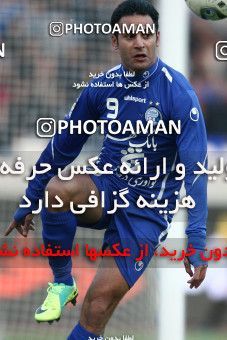 742167, Tehran, [*parameter:4*], لیگ برتر فوتبال ایران، Persian Gulf Cup، Week 18، Second Leg، Esteghlal 1 v 1 Sepahan on 2012/01/06 at Azadi Stadium