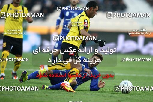 742134, Tehran, [*parameter:4*], لیگ برتر فوتبال ایران، Persian Gulf Cup، Week 18، Second Leg، Esteghlal 1 v 1 Sepahan on 2012/01/06 at Azadi Stadium
