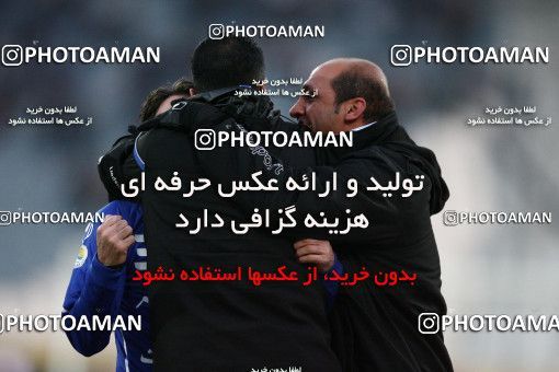 742058, Tehran, [*parameter:4*], لیگ برتر فوتبال ایران، Persian Gulf Cup، Week 18، Second Leg، Esteghlal 1 v 1 Sepahan on 2012/01/06 at Azadi Stadium