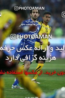 742144, Tehran, [*parameter:4*], لیگ برتر فوتبال ایران، Persian Gulf Cup، Week 18، Second Leg، Esteghlal 1 v 1 Sepahan on 2012/01/06 at Azadi Stadium
