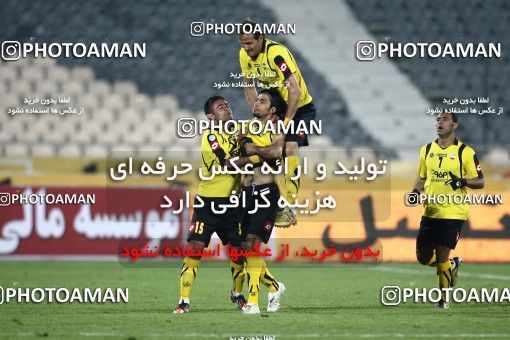 742145, Tehran, [*parameter:4*], لیگ برتر فوتبال ایران، Persian Gulf Cup، Week 18، Second Leg، Esteghlal 1 v 1 Sepahan on 2012/01/06 at Azadi Stadium