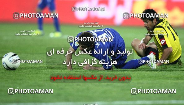 742031, Tehran, [*parameter:4*], لیگ برتر فوتبال ایران، Persian Gulf Cup، Week 18، Second Leg، Esteghlal 1 v 1 Sepahan on 2012/01/06 at Azadi Stadium