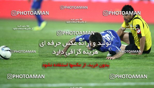 742078, Tehran, [*parameter:4*], لیگ برتر فوتبال ایران، Persian Gulf Cup، Week 18، Second Leg، Esteghlal 1 v 1 Sepahan on 2012/01/06 at Azadi Stadium