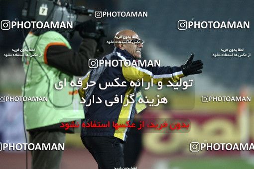 742104, Tehran, [*parameter:4*], لیگ برتر فوتبال ایران، Persian Gulf Cup، Week 18، Second Leg، Esteghlal 1 v 1 Sepahan on 2012/01/06 at Azadi Stadium
