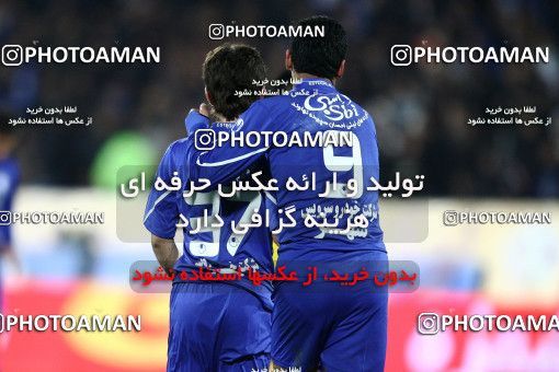 742041, Tehran, [*parameter:4*], لیگ برتر فوتبال ایران، Persian Gulf Cup، Week 18، Second Leg، Esteghlal 1 v 1 Sepahan on 2012/01/06 at Azadi Stadium