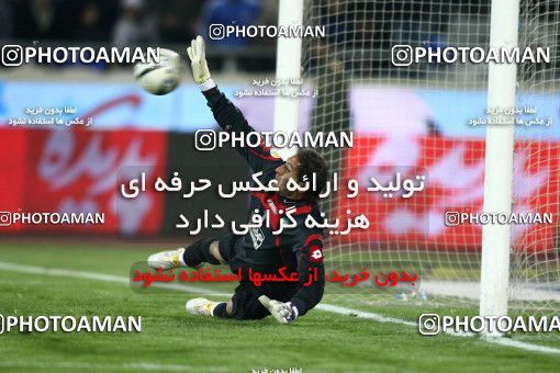 742060, Tehran, [*parameter:4*], لیگ برتر فوتبال ایران، Persian Gulf Cup، Week 18، Second Leg، Esteghlal 1 v 1 Sepahan on 2012/01/06 at Azadi Stadium