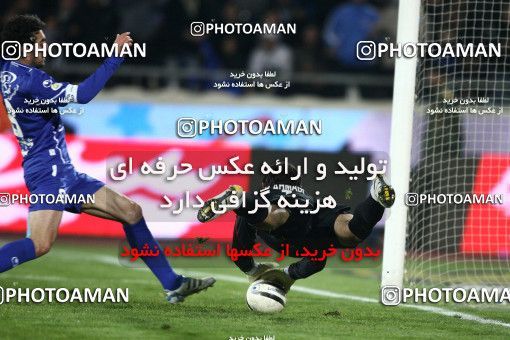 742057, Tehran, [*parameter:4*], لیگ برتر فوتبال ایران، Persian Gulf Cup، Week 18، Second Leg، Esteghlal 1 v 1 Sepahan on 2012/01/06 at Azadi Stadium