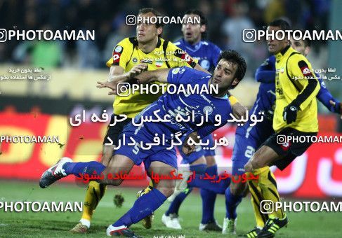 742029, Tehran, [*parameter:4*], لیگ برتر فوتبال ایران، Persian Gulf Cup، Week 18، Second Leg، Esteghlal 1 v 1 Sepahan on 2012/01/06 at Azadi Stadium