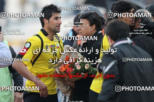 741718, Tehran, [*parameter:4*], لیگ برتر فوتبال ایران، Persian Gulf Cup، Week 18، Second Leg، Esteghlal 1 v 1 Sepahan on 2012/01/06 at Azadi Stadium