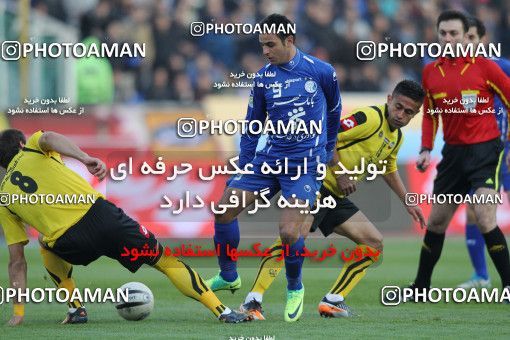 741793, Tehran, [*parameter:4*], لیگ برتر فوتبال ایران، Persian Gulf Cup، Week 18، Second Leg، Esteghlal 1 v 1 Sepahan on 2012/01/06 at Azadi Stadium