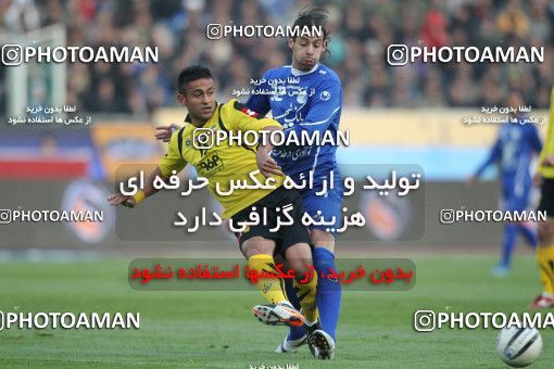 741806, Tehran, [*parameter:4*], لیگ برتر فوتبال ایران، Persian Gulf Cup، Week 18، Second Leg، Esteghlal 1 v 1 Sepahan on 2012/01/06 at Azadi Stadium