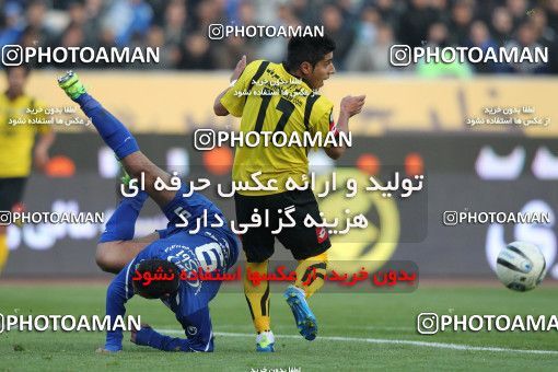 741732, Tehran, [*parameter:4*], لیگ برتر فوتبال ایران، Persian Gulf Cup، Week 18، Second Leg، Esteghlal 1 v 1 Sepahan on 2012/01/06 at Azadi Stadium