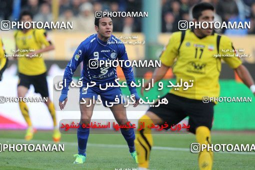 741797, Tehran, [*parameter:4*], لیگ برتر فوتبال ایران، Persian Gulf Cup، Week 18، Second Leg، Esteghlal 1 v 1 Sepahan on 2012/01/06 at Azadi Stadium