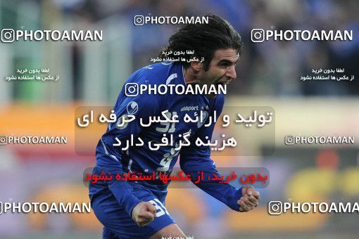 741778, Tehran, [*parameter:4*], لیگ برتر فوتبال ایران، Persian Gulf Cup، Week 18، Second Leg، Esteghlal 1 v 1 Sepahan on 2012/01/06 at Azadi Stadium