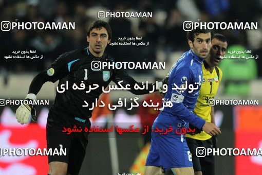 741742, Tehran, [*parameter:4*], لیگ برتر فوتبال ایران، Persian Gulf Cup، Week 18، Second Leg، Esteghlal 1 v 1 Sepahan on 2012/01/06 at Azadi Stadium