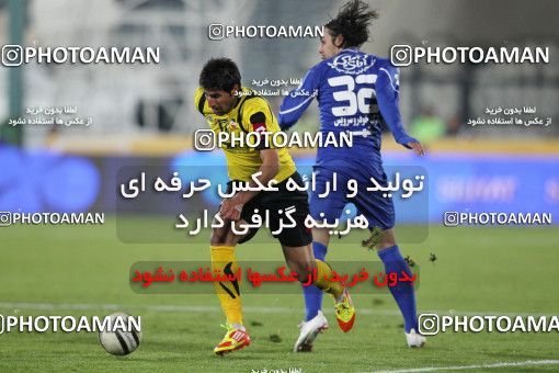 741815, Tehran, [*parameter:4*], لیگ برتر فوتبال ایران، Persian Gulf Cup، Week 18، Second Leg، Esteghlal 1 v 1 Sepahan on 2012/01/06 at Azadi Stadium