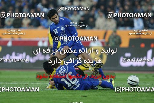 740279, Tehran, [*parameter:4*], لیگ برتر فوتبال ایران، Persian Gulf Cup، Week 18، Second Leg، Esteghlal 1 v 1 Sepahan on 2012/01/06 at Azadi Stadium
