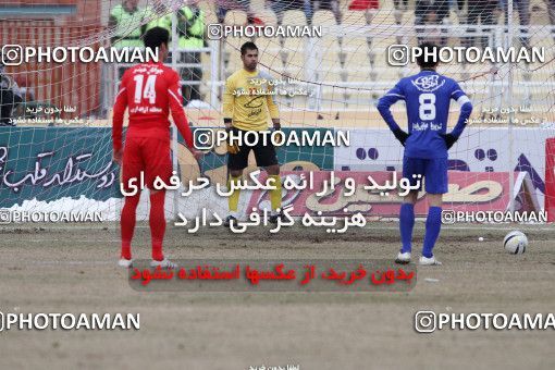 741271, Tabriz, [*parameter:4*], لیگ برتر فوتبال ایران، Persian Gulf Cup، Week 23، Second Leg، Tractor Sazi 0 v 2 Esteghlal on 2012/01/29 at Yadegar-e Emam Stadium