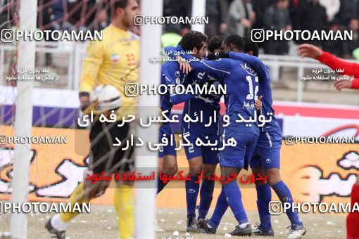 742519, لیگ برتر فوتبال ایران، Persian Gulf Cup، Week 23، Second Leg، 2012/01/29، Tabriz، Yadegar-e Emam Stadium، Tractor Sazi 0 - 2 Esteghlal