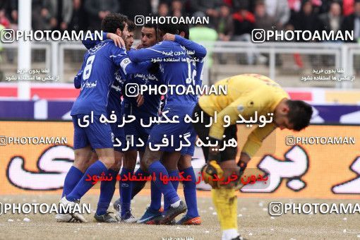 742378, لیگ برتر فوتبال ایران، Persian Gulf Cup، Week 23، Second Leg، 2012/01/29، Tabriz، Yadegar-e Emam Stadium، Tractor Sazi 0 - 2 Esteghlal