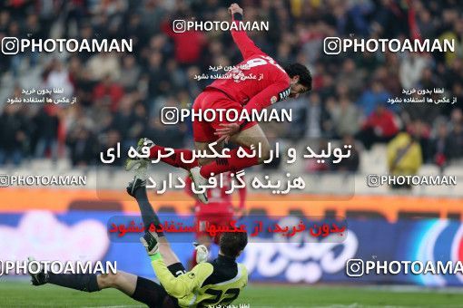 739720, Tehran, , جام حذفی فوتبال ایران, 1/16 stage, , Persepolis 6 v 0 Malvan Bandar Anzali on 2012/12/19 at Azadi Stadium