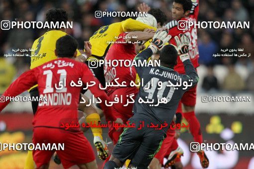 740624, Tehran, [*parameter:4*], لیگ برتر فوتبال ایران، Persian Gulf Cup، Week 26، Second Leg، Persepolis 1 v 0 Sepahan on 2013/02/17 at Azadi Stadium