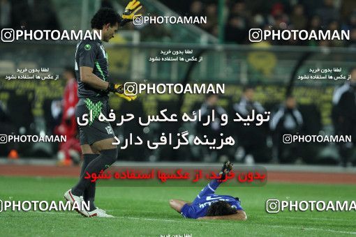 743897, Tehran, [*parameter:4*], لیگ برتر فوتبال ایران، Persian Gulf Cup، Week 29، Second Leg، Esteghlal 1 v 0 Tractor Sazi on 2013/03/08 at Azadi Stadium