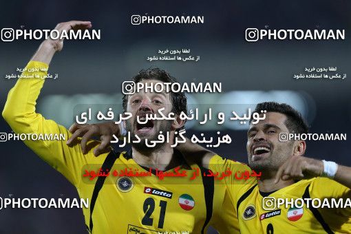 746073, Tehran, , Final جام حذفی فوتبال ایران, , Persepolis 2 v 2 Sepahan on 2013/05/05 at Azadi Stadium