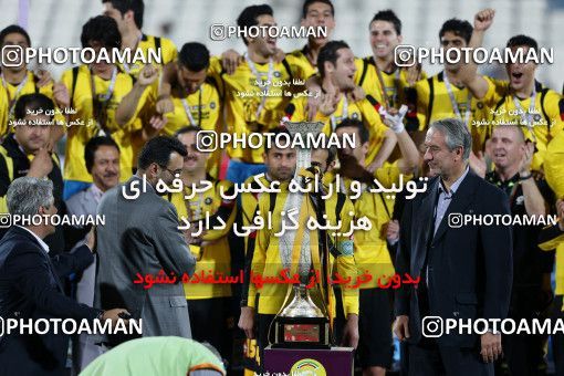746070, Tehran, , Final جام حذفی فوتبال ایران, , Persepolis 2 v 2 Sepahan on 2013/05/05 at Azadi Stadium