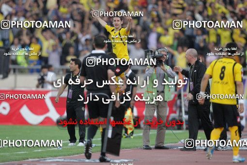 746936, Tehran, , Final جام حذفی فوتبال ایران, , Persepolis 2 v 2 Sepahan on 2013/05/05 at Azadi Stadium