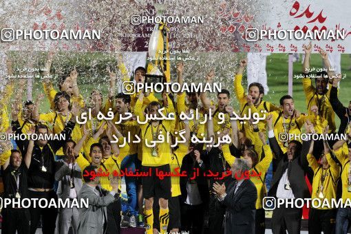 746970, Tehran, , Final جام حذفی فوتبال ایران, , Persepolis 2 v 2 Sepahan on 2013/05/05 at Azadi Stadium