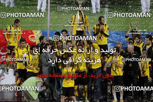 746807, Tehran, , Final جام حذفی فوتبال ایران, , Persepolis 2 v 2 Sepahan on 2013/05/05 at Azadi Stadium