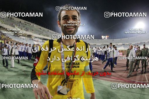 746720, Tehran, , Final جام حذفی فوتبال ایران, , Persepolis 2 v 2 Sepahan on 2013/05/05 at Azadi Stadium