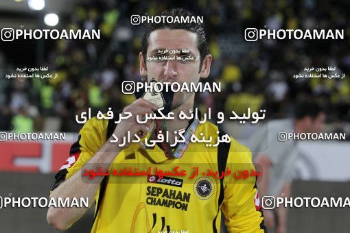 746808, Tehran, , Final جام حذفی فوتبال ایران, , Persepolis 2 v 2 Sepahan on 2013/05/05 at Azadi Stadium