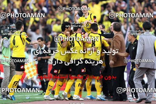 745868, Tehran, , Final جام حذفی فوتبال ایران, , Persepolis 2 v 2 Sepahan on 2013/05/05 at Azadi Stadium
