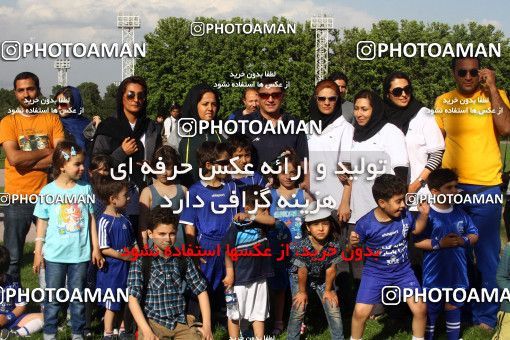 750475, Tehran, Iran, Esteghlal Football Team Training Session on 2013/05/19 at زمین شماره 2 ورزشگاه آزادی