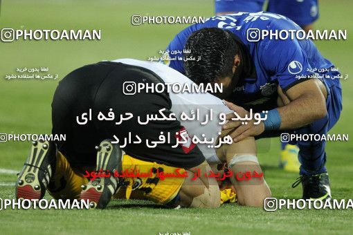 751471, Tehran, [*parameter:4*], لیگ برتر فوتبال ایران، Persian Gulf Cup، Week 32، Second Leg، Esteghlal 1 v 1 Sepahan on 2013/04/15 at Azadi Stadium