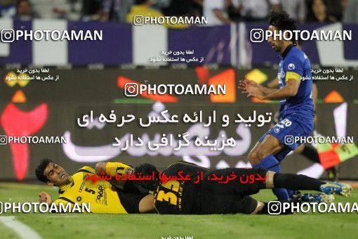 751215, Tehran, [*parameter:4*], لیگ برتر فوتبال ایران، Persian Gulf Cup، Week 32، Second Leg، Esteghlal 1 v 1 Sepahan on 2013/04/15 at Azadi Stadium