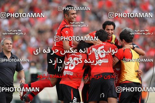 753105, Tehran, Iran, Final جام حذفی فوتبال ایران, , Persepolis 3 v 1 Gostaresh Foulad Tabriz on 2010/05/24 at Azadi Stadium