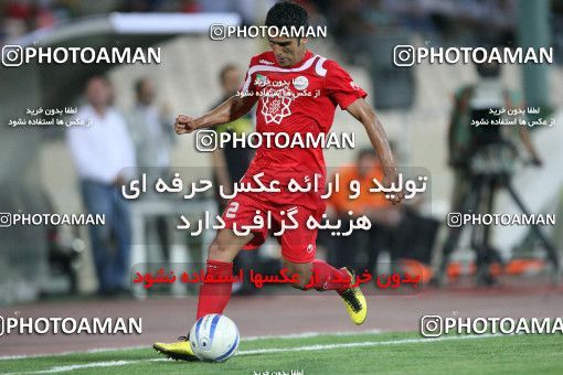760518, Tehran, [*parameter:4*], لیگ برتر فوتبال ایران، Persian Gulf Cup، Week 1، First Leg، Persepolis 1 v 0 Tractor Sazi on 2010/07/27 at Azadi Stadium