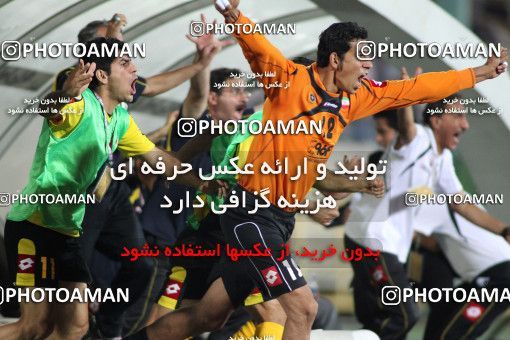 761579, Tehran, [*parameter:4*], لیگ برتر فوتبال ایران، Persian Gulf Cup، Week 7، First Leg، Esteghlal 4 v 3 Sepahan on 2010/08/27 at Azadi Stadium