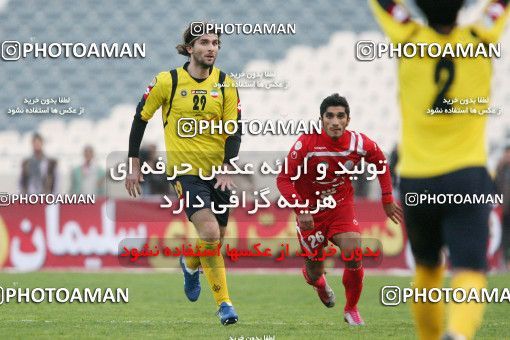 760181, Tehran, [*parameter:4*], لیگ برتر فوتبال ایران، Persian Gulf Cup، Week 16، First Leg، Persepolis 1 v 4 Sepahan on 2010/11/29 at Azadi Stadium