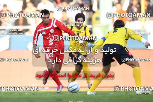 762673, Tehran, [*parameter:4*], لیگ برتر فوتبال ایران، Persian Gulf Cup، Week 16، First Leg، Persepolis 1 v 4 Sepahan on 2010/11/29 at Azadi Stadium