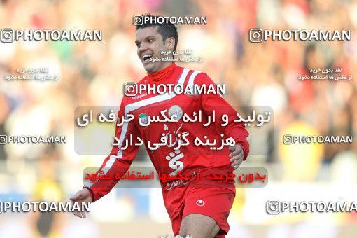 762668, Tehran, [*parameter:4*], لیگ برتر فوتبال ایران، Persian Gulf Cup، Week 16، First Leg، Persepolis 1 v 4 Sepahan on 2010/11/29 at Azadi Stadium